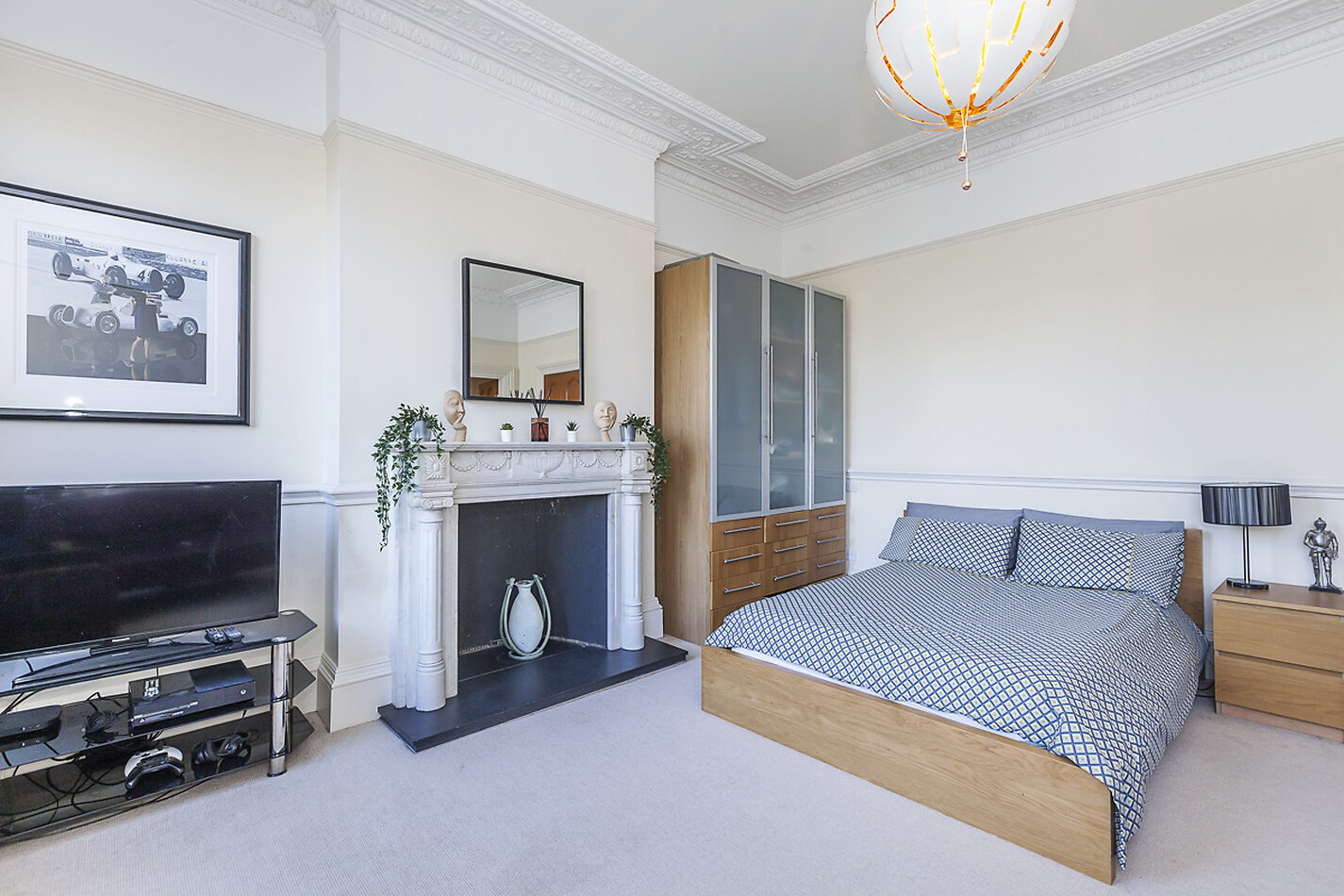 Palatial Palace SE9