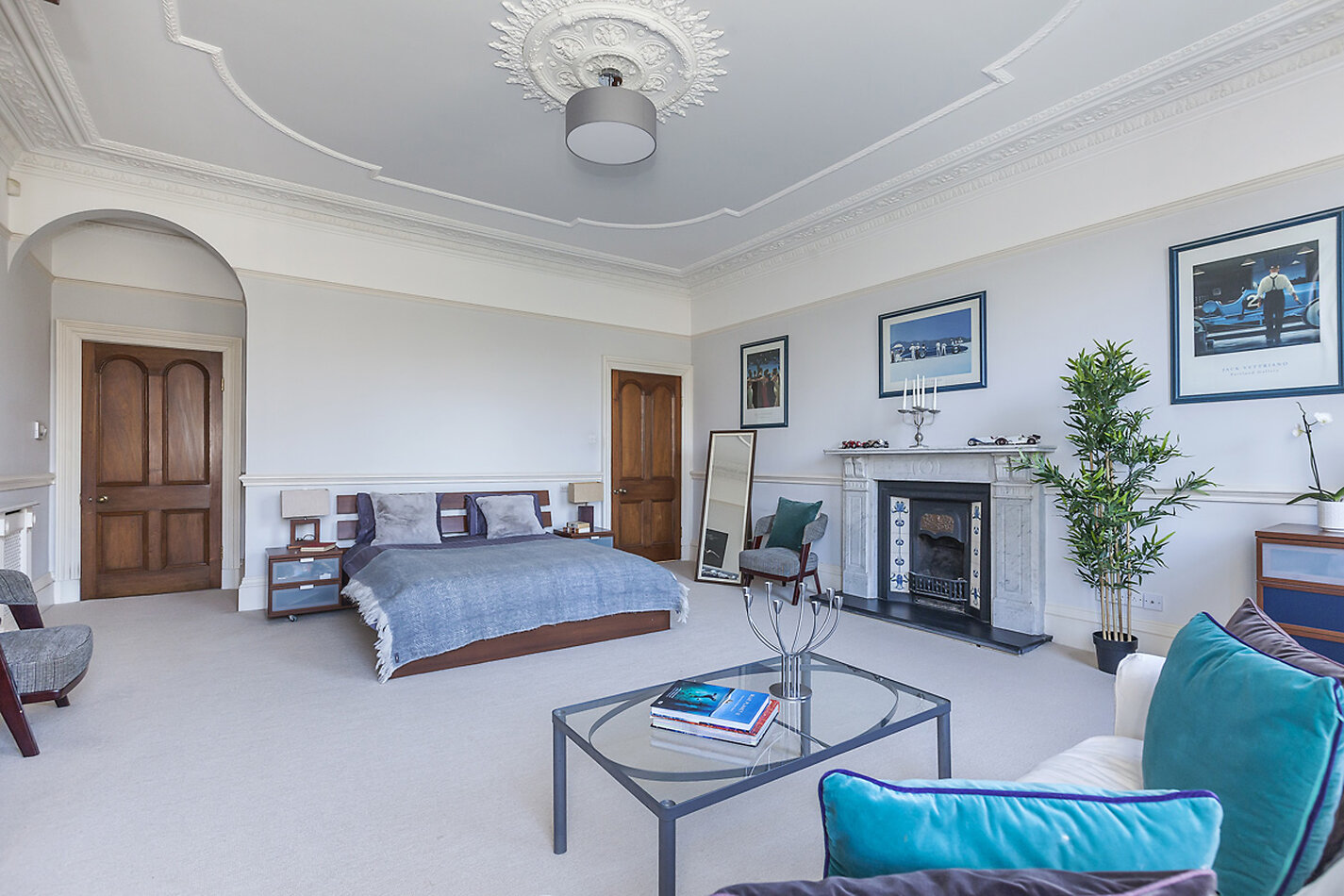 Palatial Palace SE9