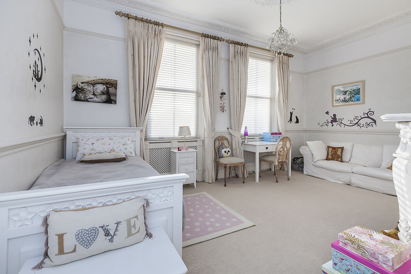 Palatial Palace SE9