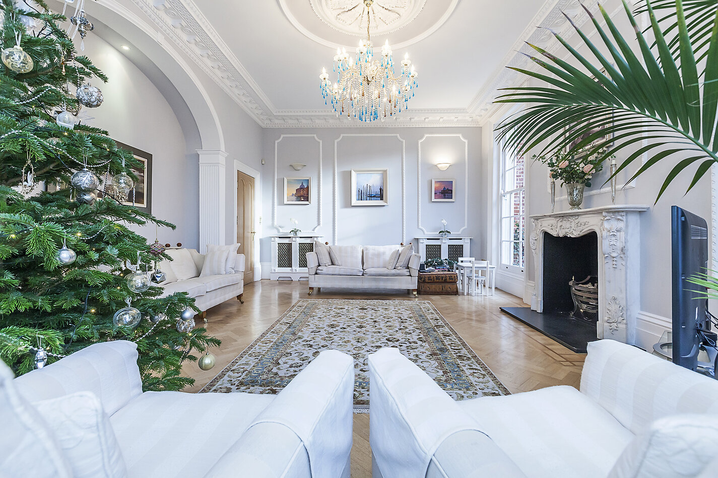 Palatial Palace SE9