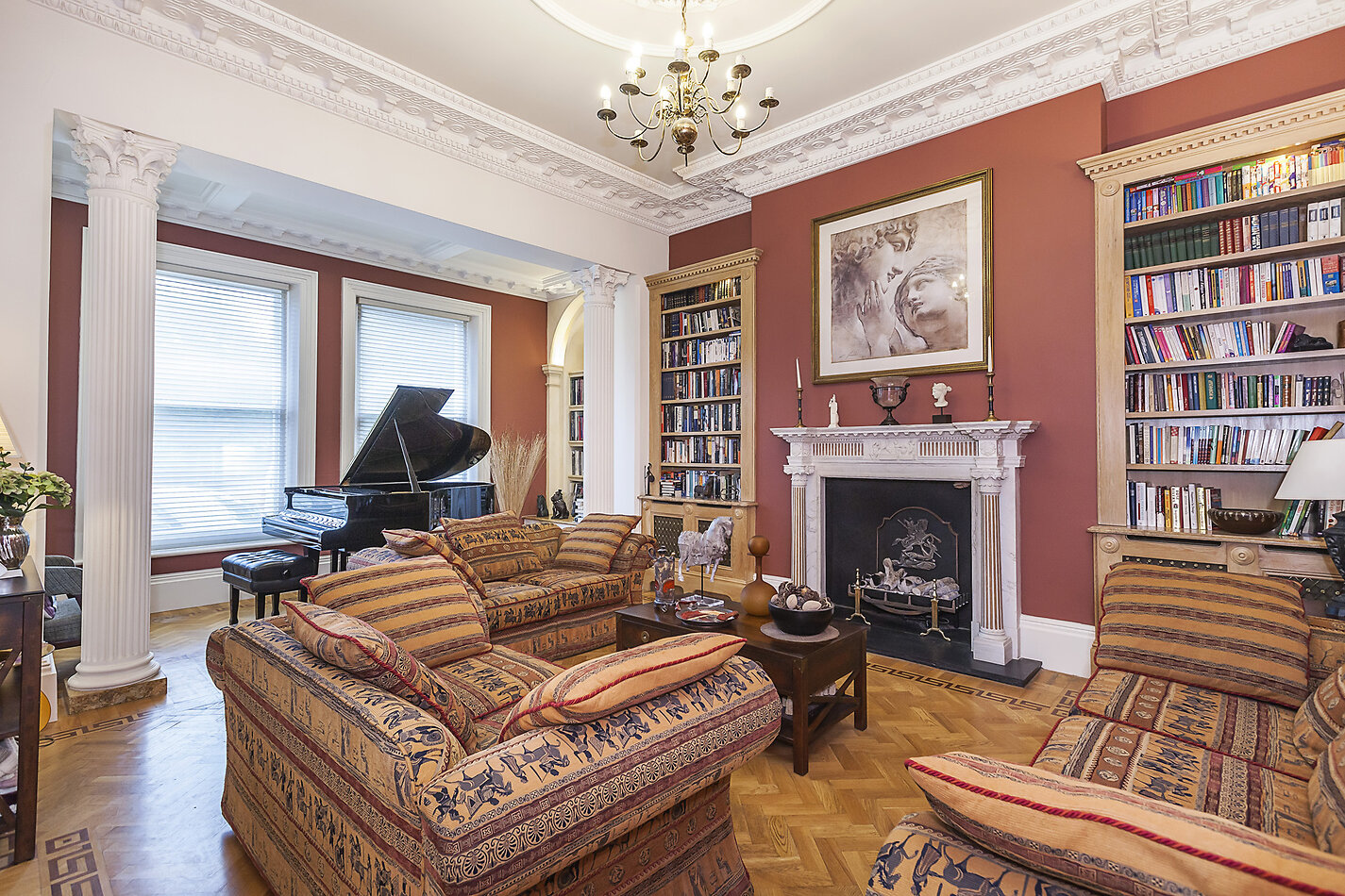 Palatial Palace SE9