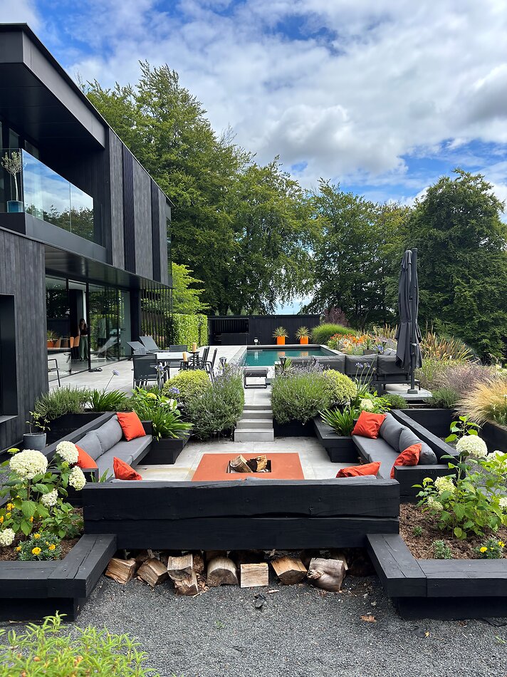 Hillview Surrey