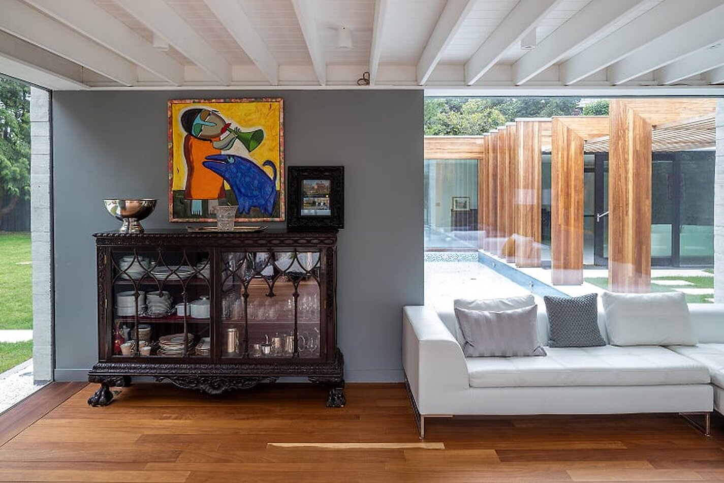 Modern Twist, Richmond