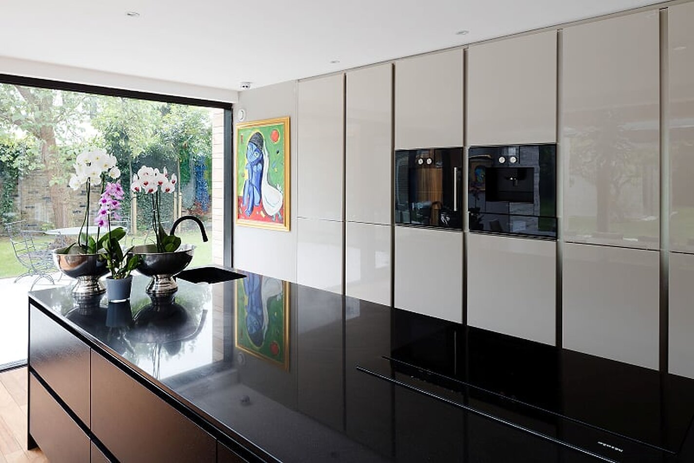 Modern Twist, Richmond