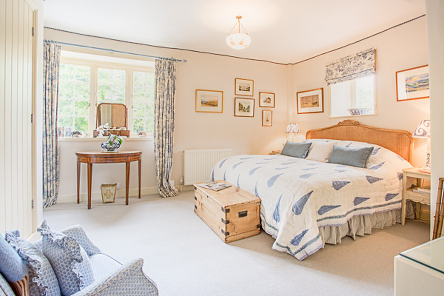 Manor House Wiltshire EXCLUSIVE