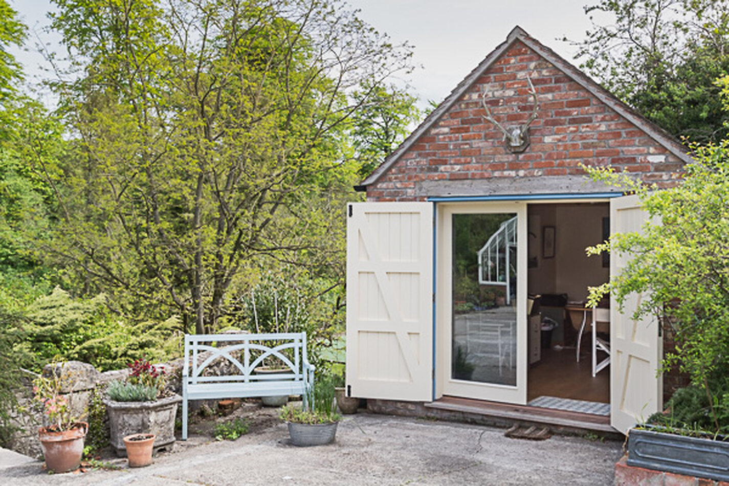 Manor House Wiltshire EXCLUSIVE