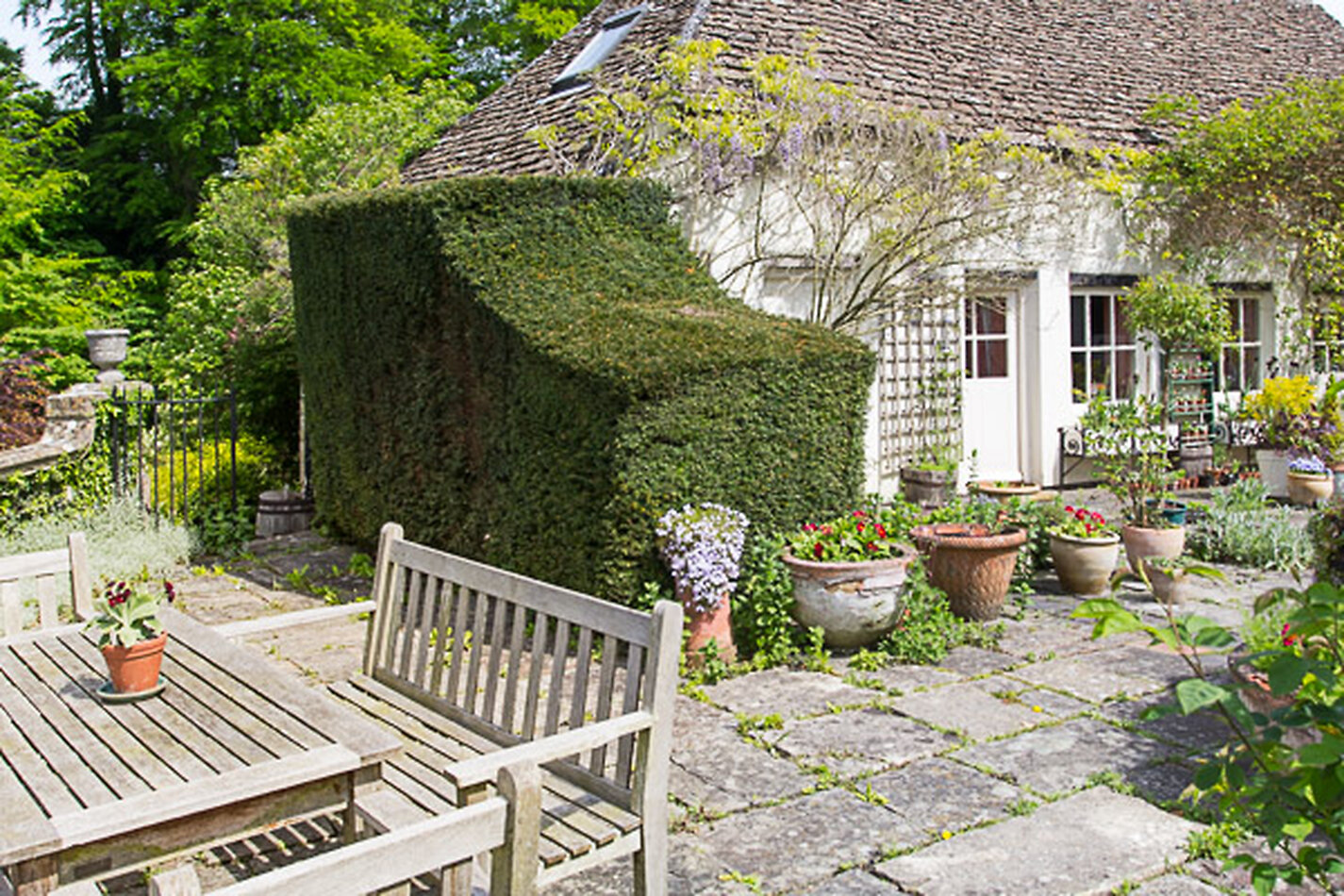 Manor House Wiltshire EXCLUSIVE