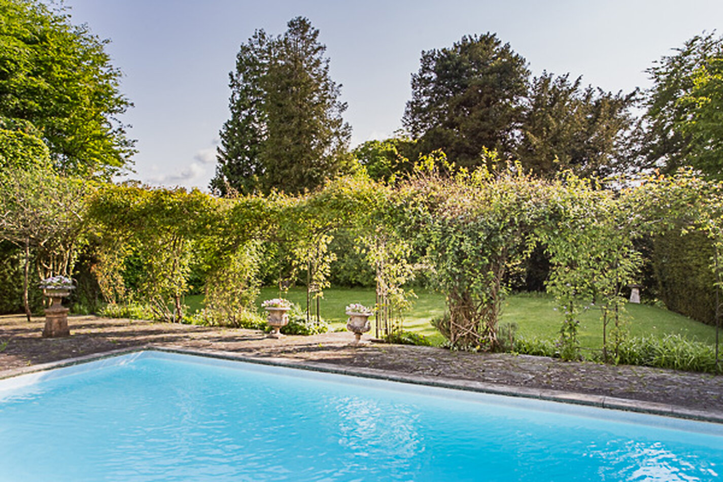 Manor House Wiltshire EXCLUSIVE