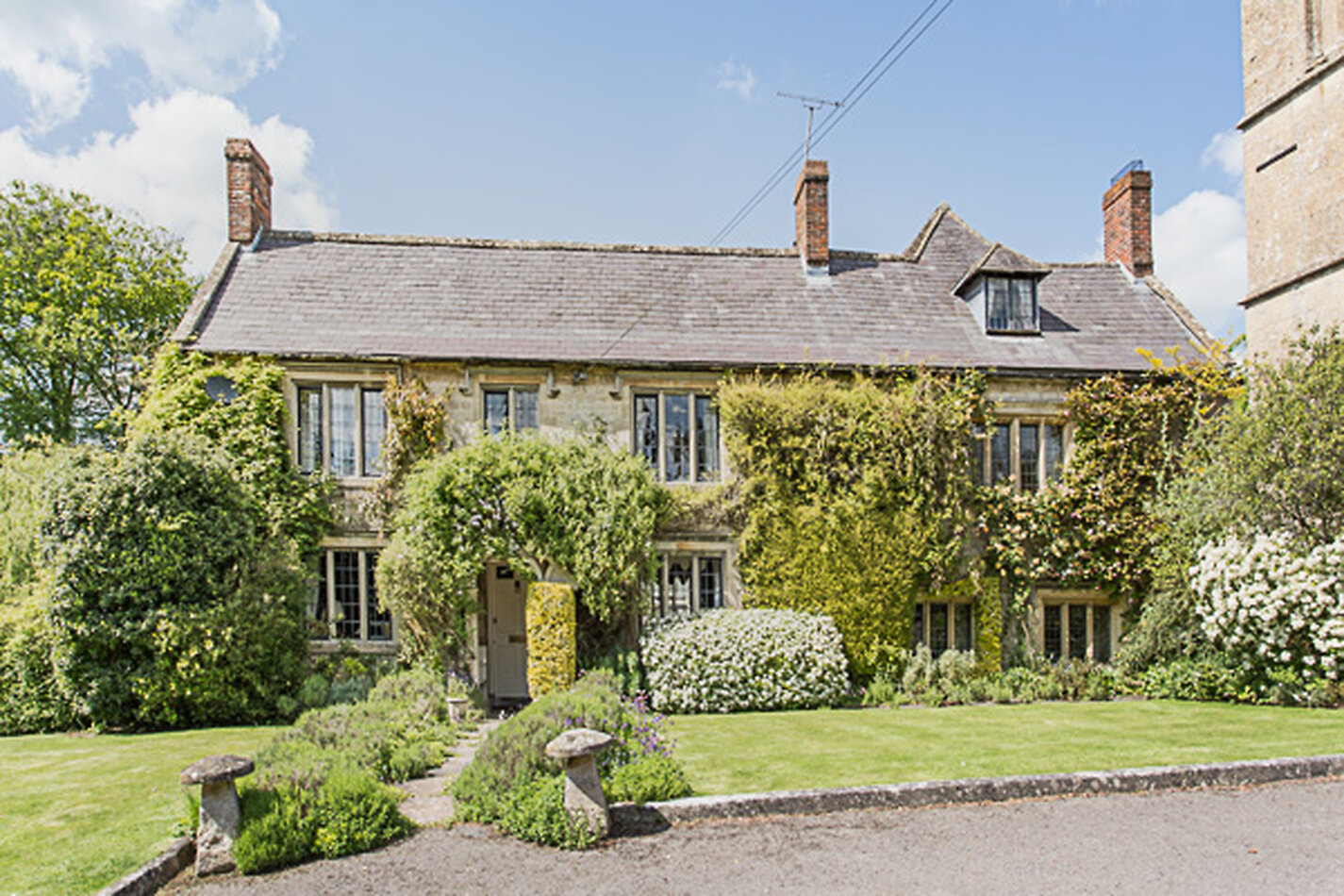 Manor House Wiltshire EXCLUSIVE