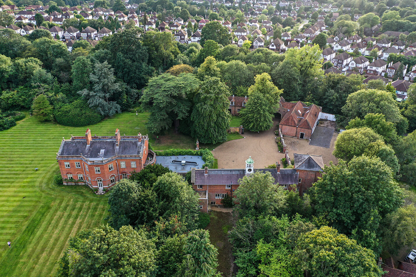 Greengate Manor - Epsom