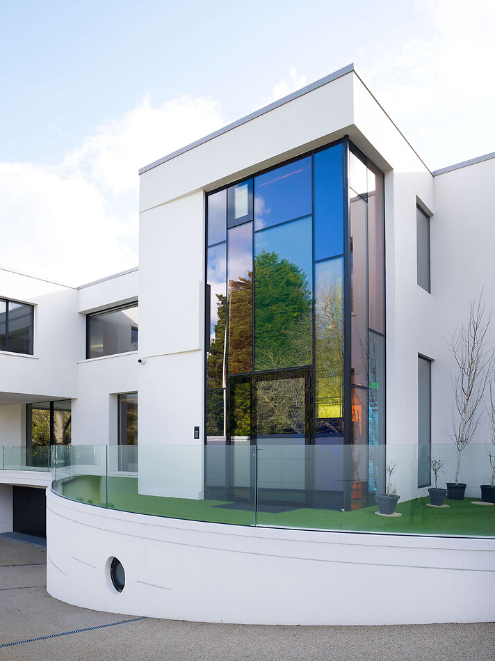 Modern Wonder - Rickmansworth
