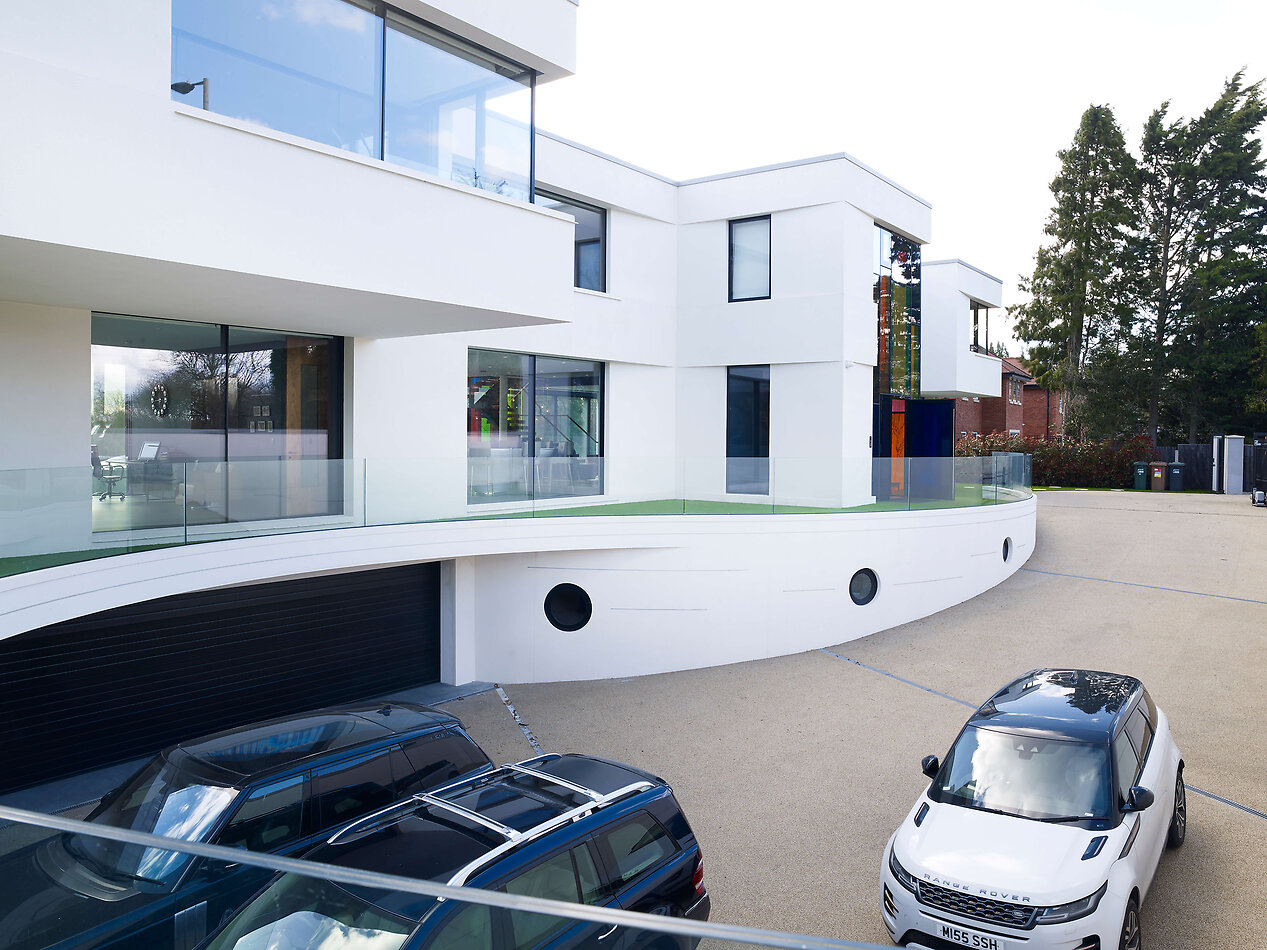 Modern Wonder - Rickmansworth