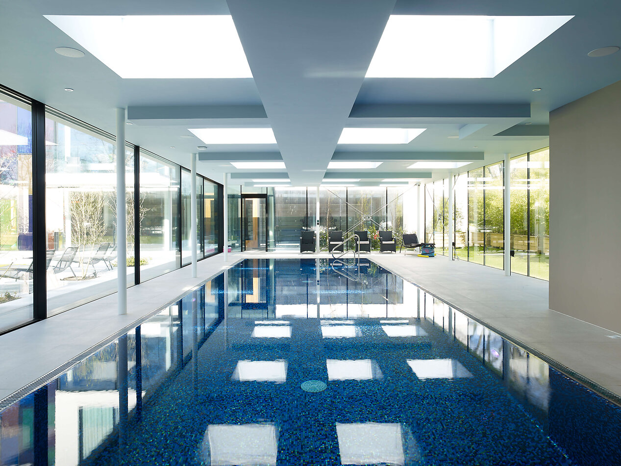 Modern Wonder - Rickmansworth