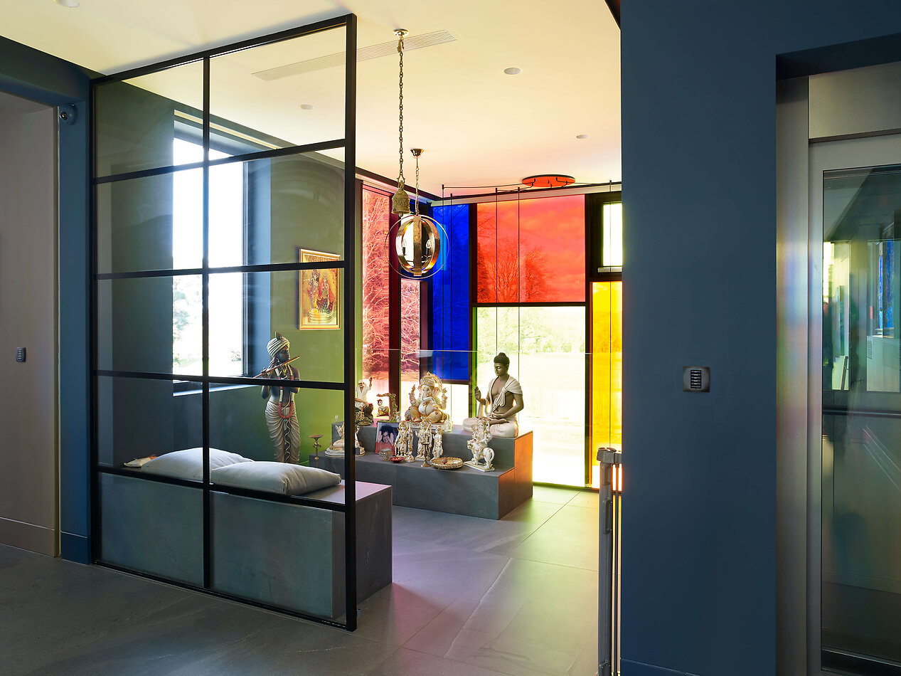 Modern Wonder - Rickmansworth