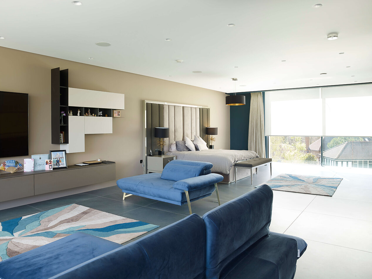 Modern Wonder - Rickmansworth