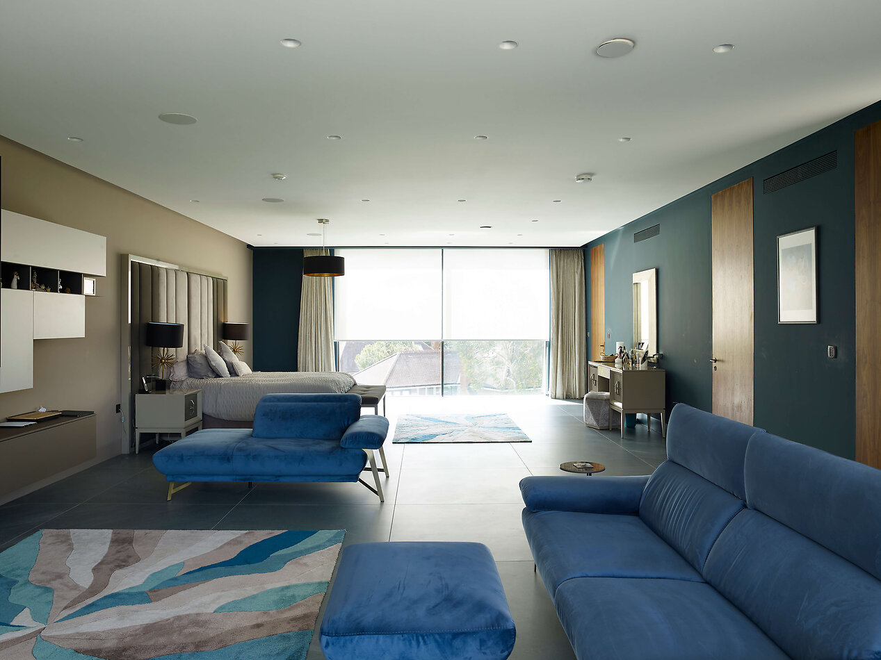 Modern Wonder - Rickmansworth