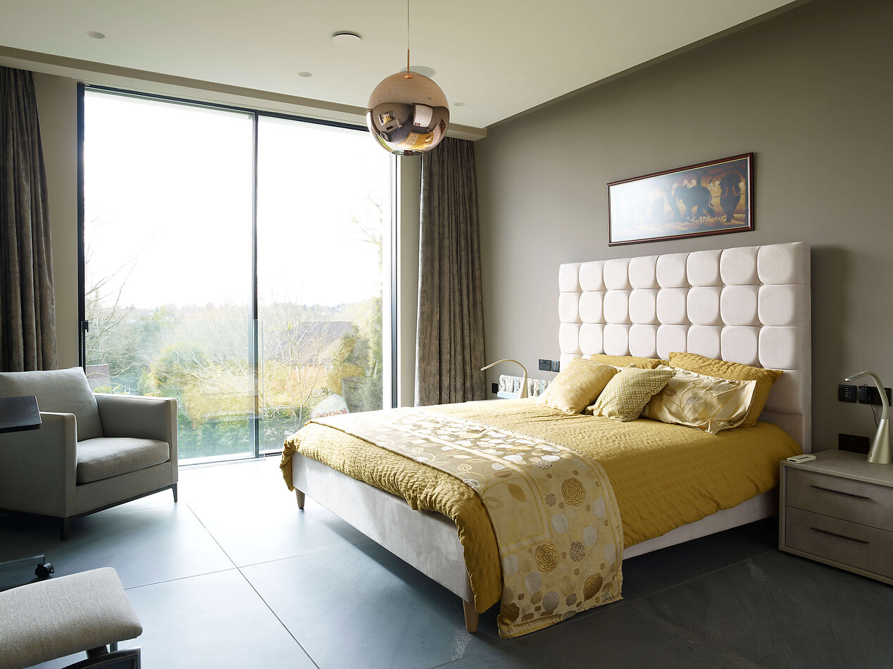 Modern Wonder - Rickmansworth