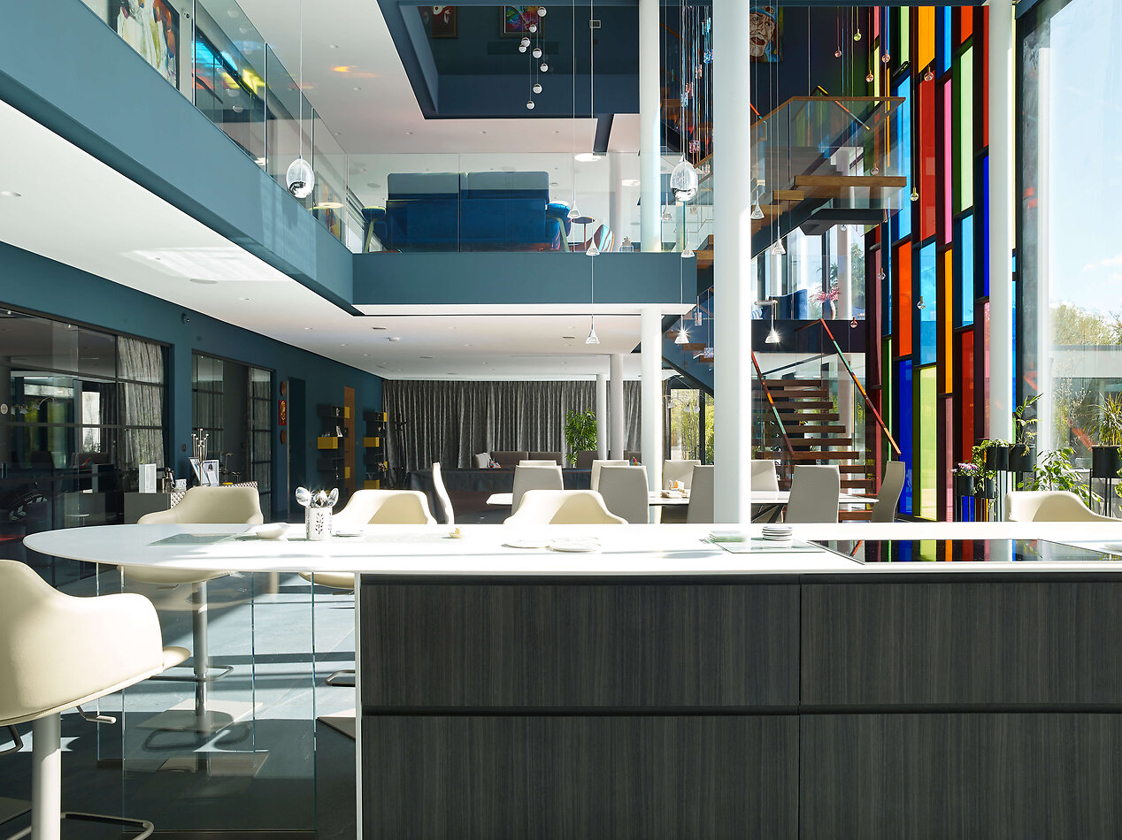 Modern Wonder - Rickmansworth