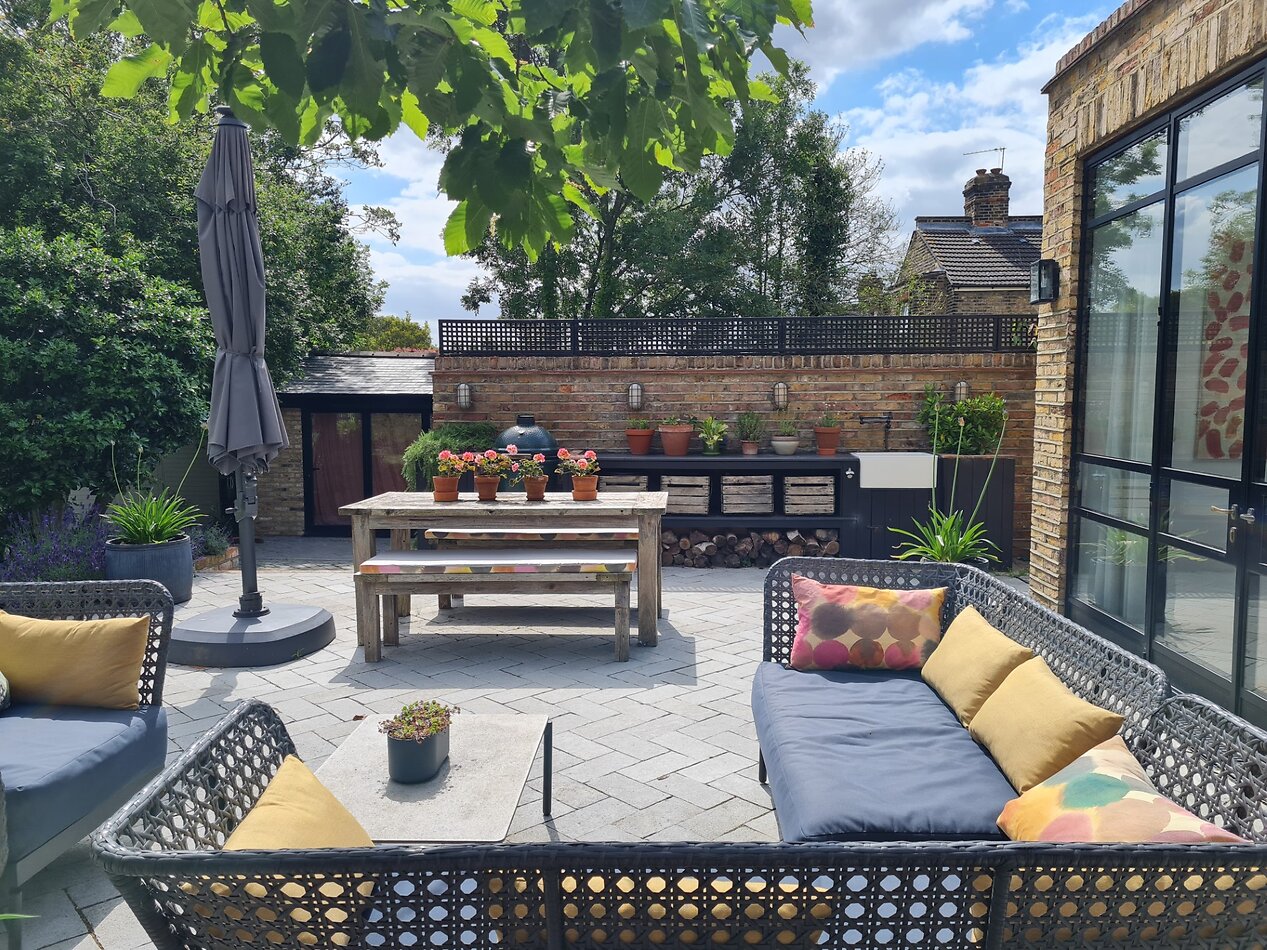 Acorn E17