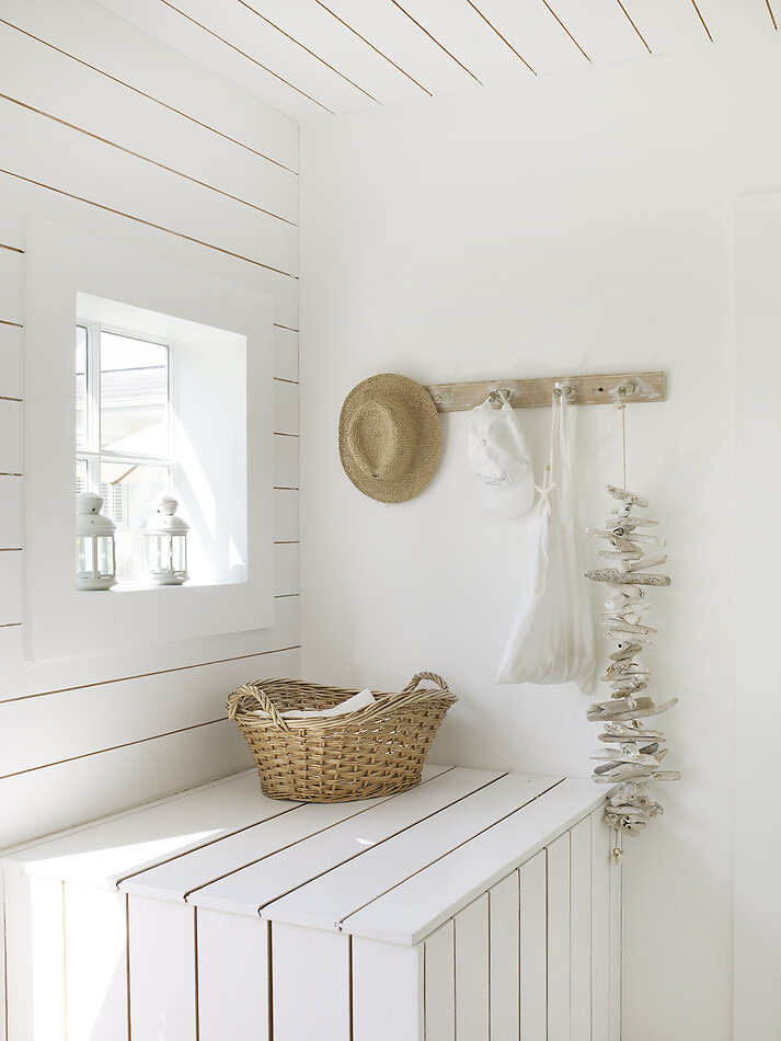 White Boat House - TW19
