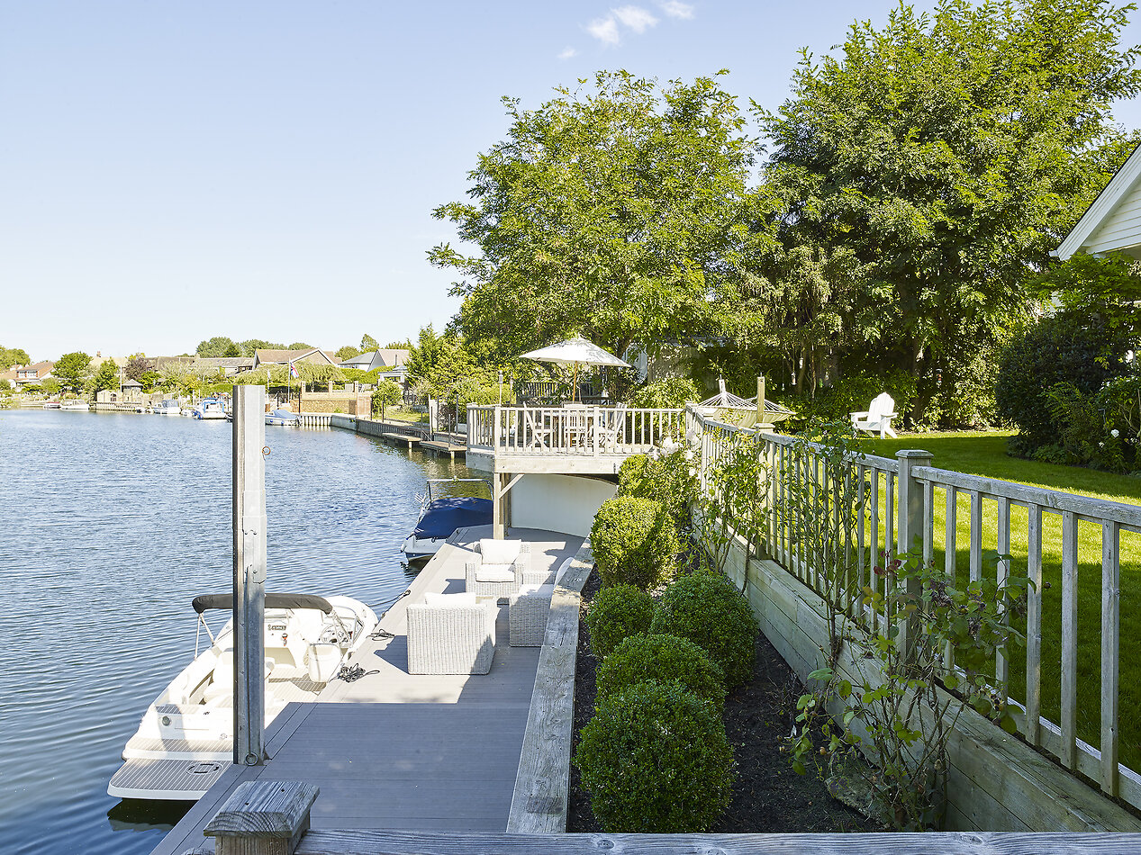 White Boat House - TW19