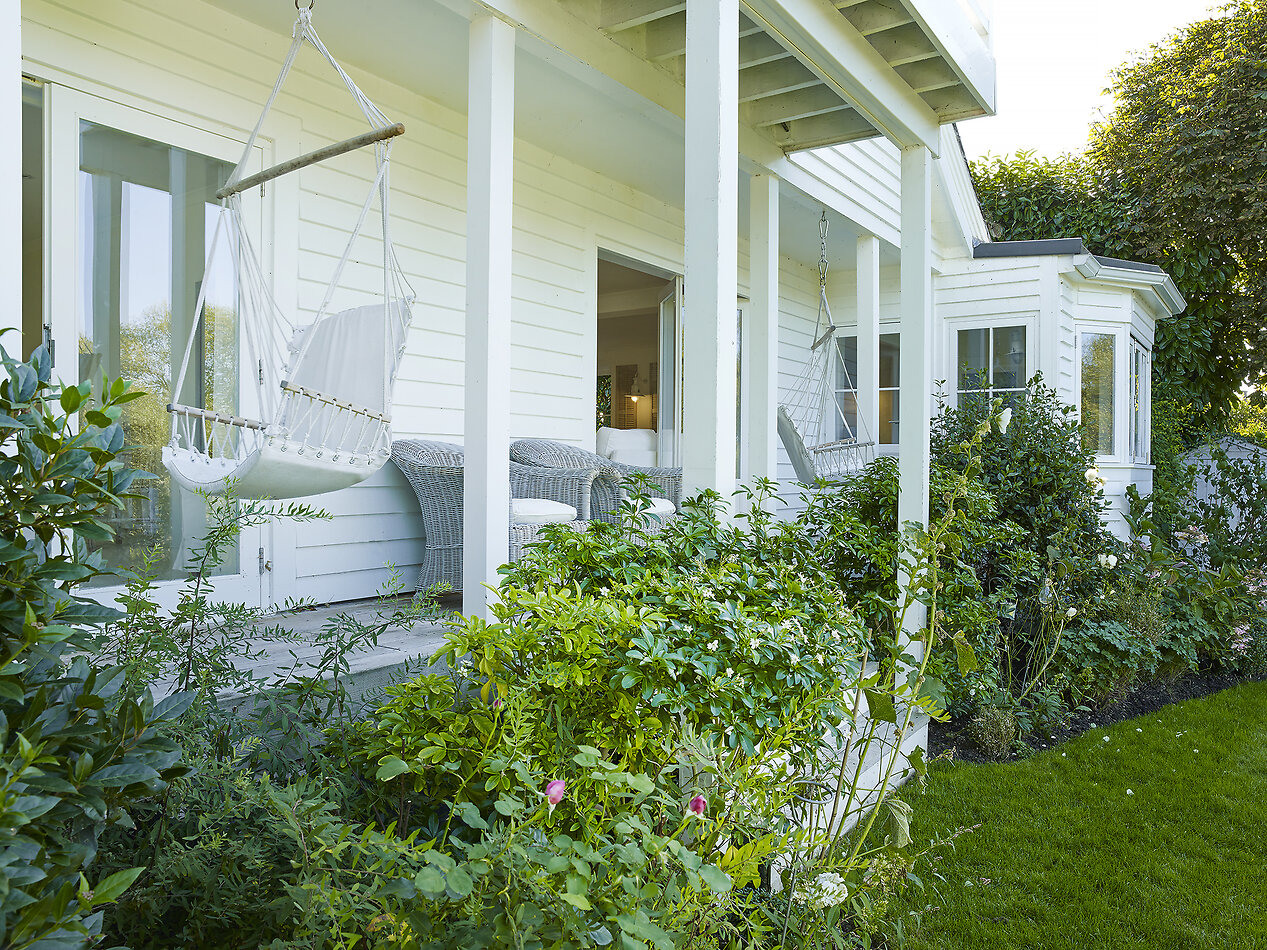 White Boat House - TW19