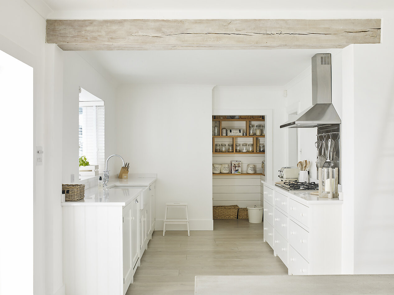White Boat House - TW19