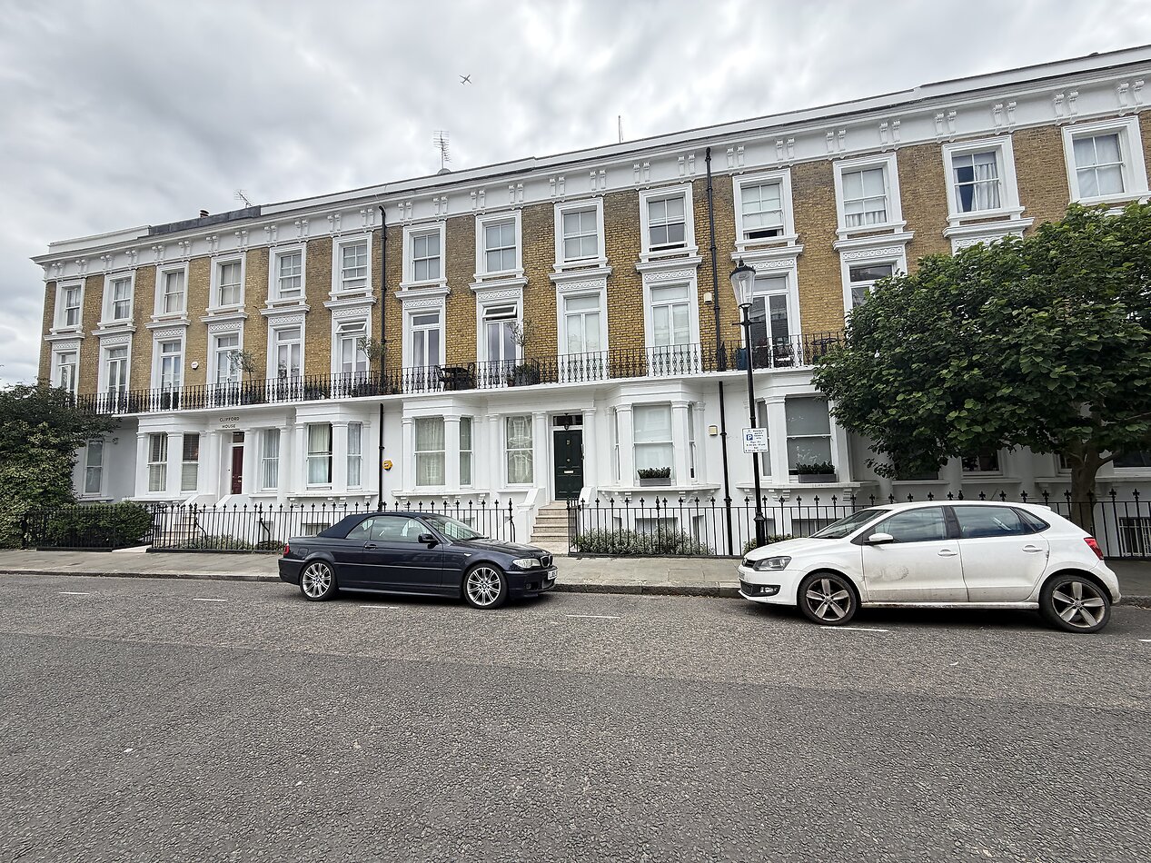 Chelsea White SW10