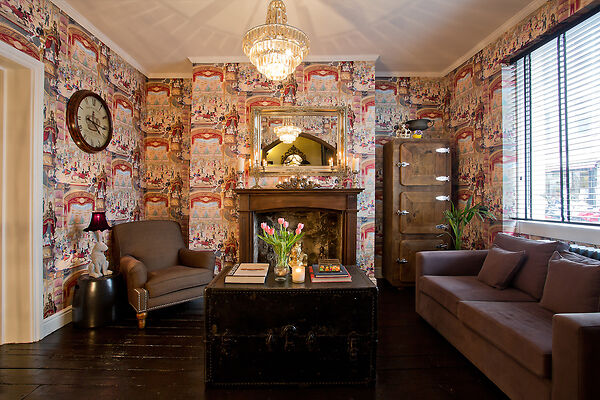 London WC1 EXCLUSIVE