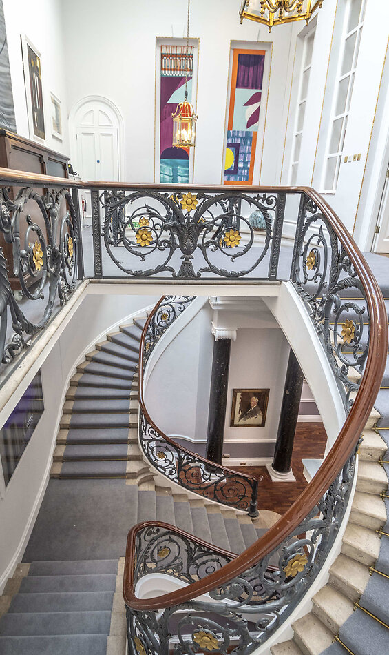 Carlton House SW1