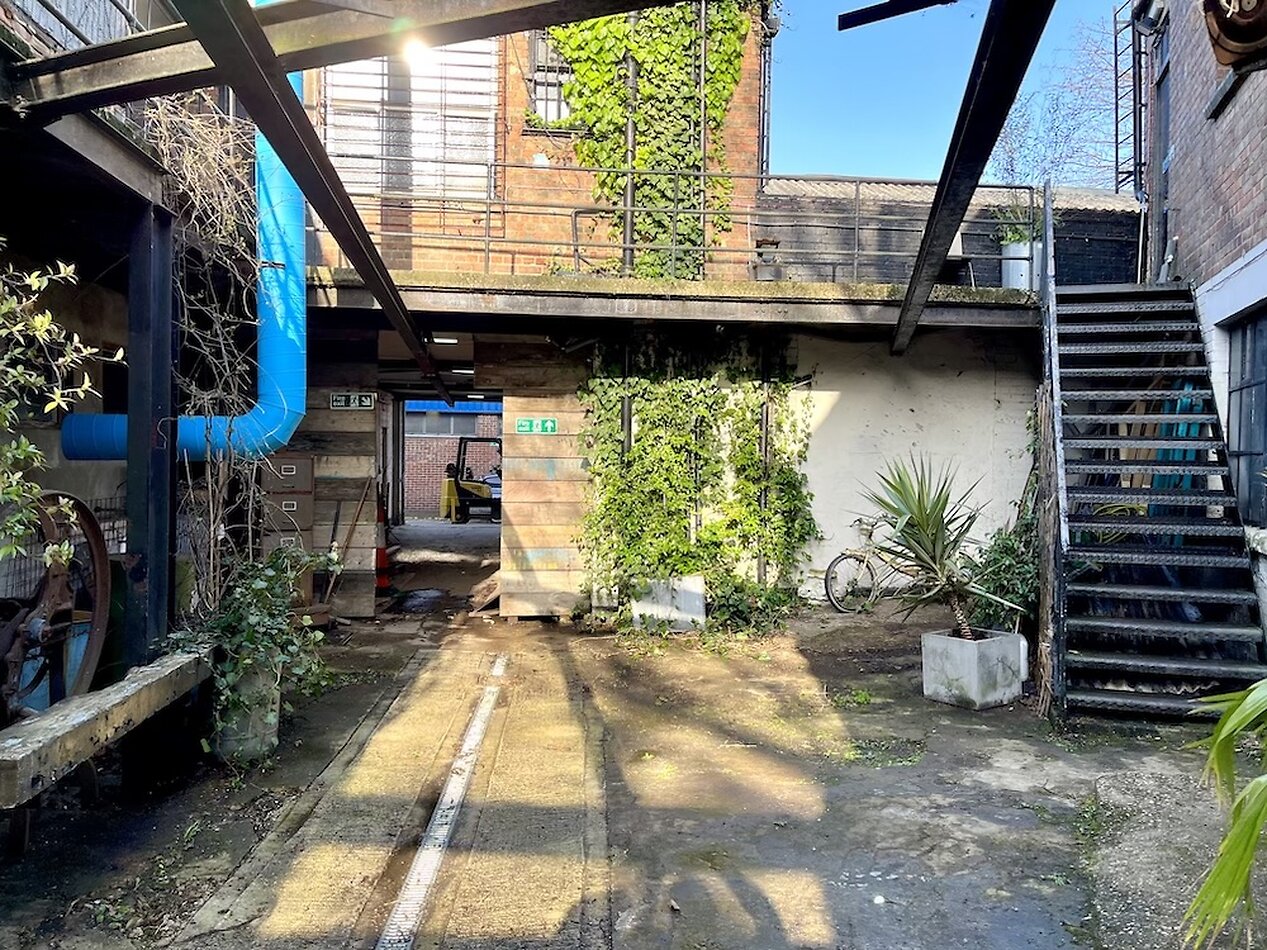 Seven Sisters Warehouse N15