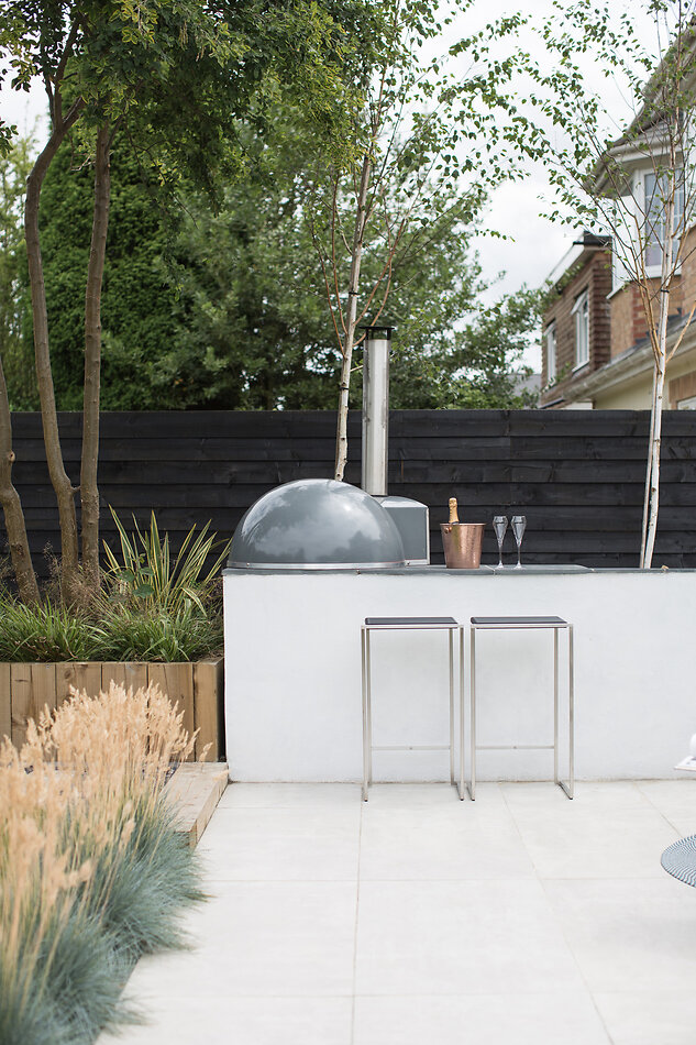 Fresh House, TW12