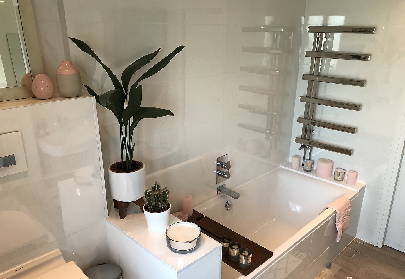 Fresh House, TW12