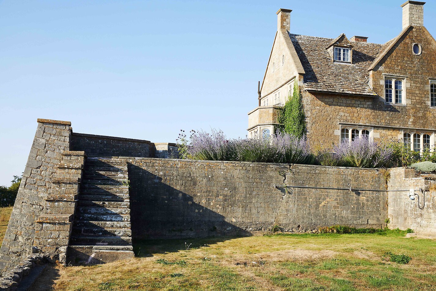 Hilles House - Stroud