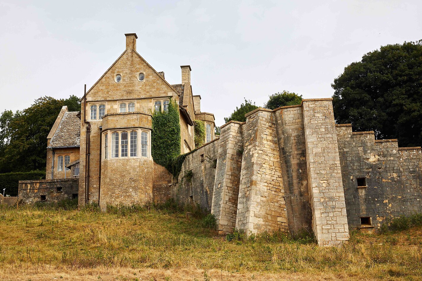 Hilles House - Stroud