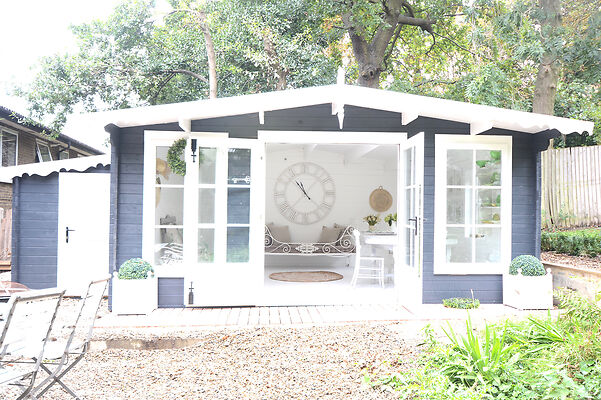 Summerhouse at Butlers Kitchen/ High View