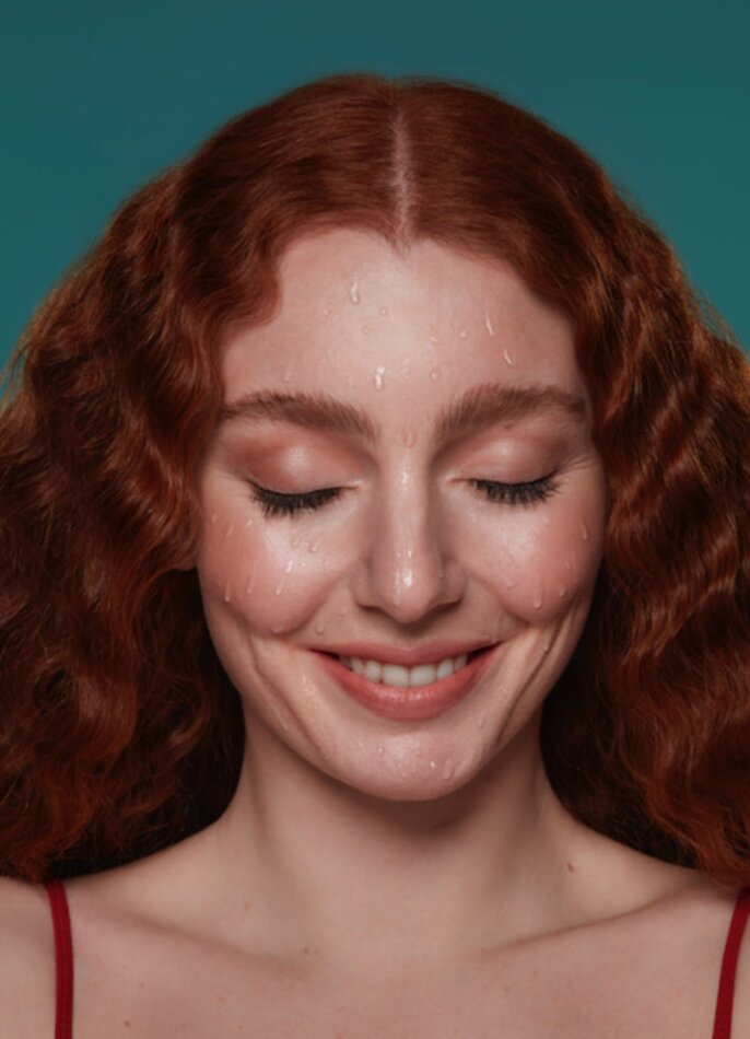 CLAIRE RAY