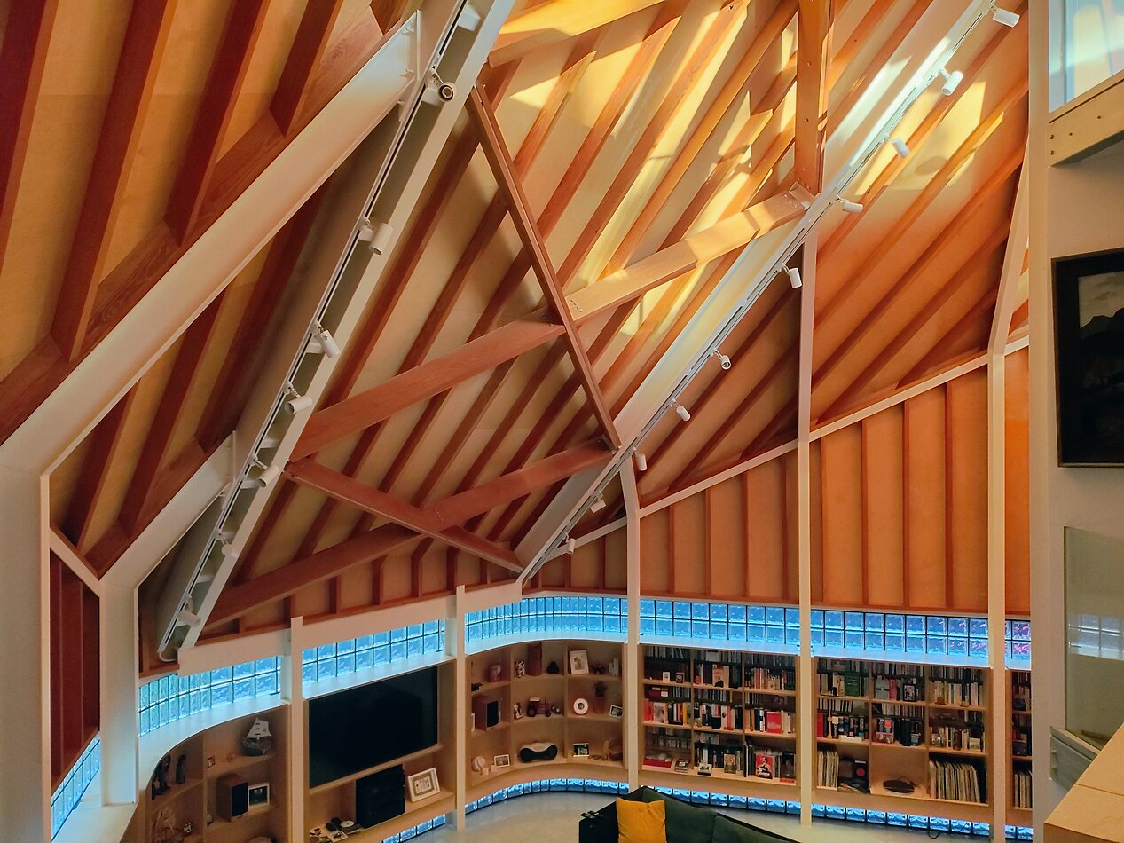 Atrium House KT3