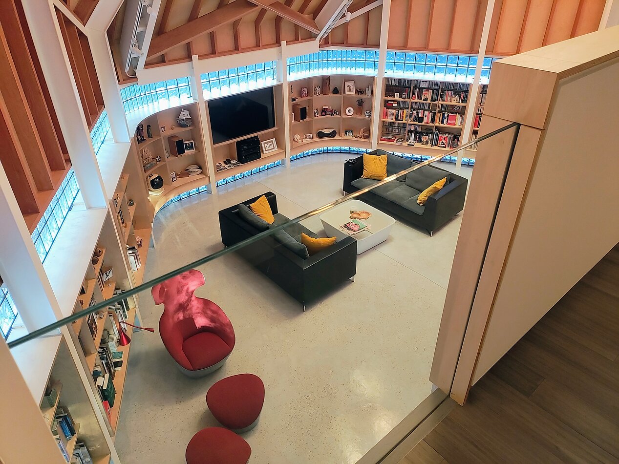 Atrium House KT3