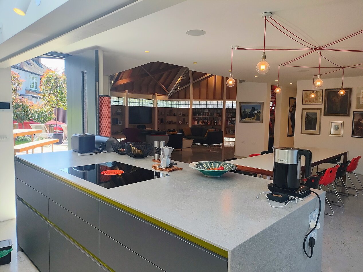 Atrium House KT3