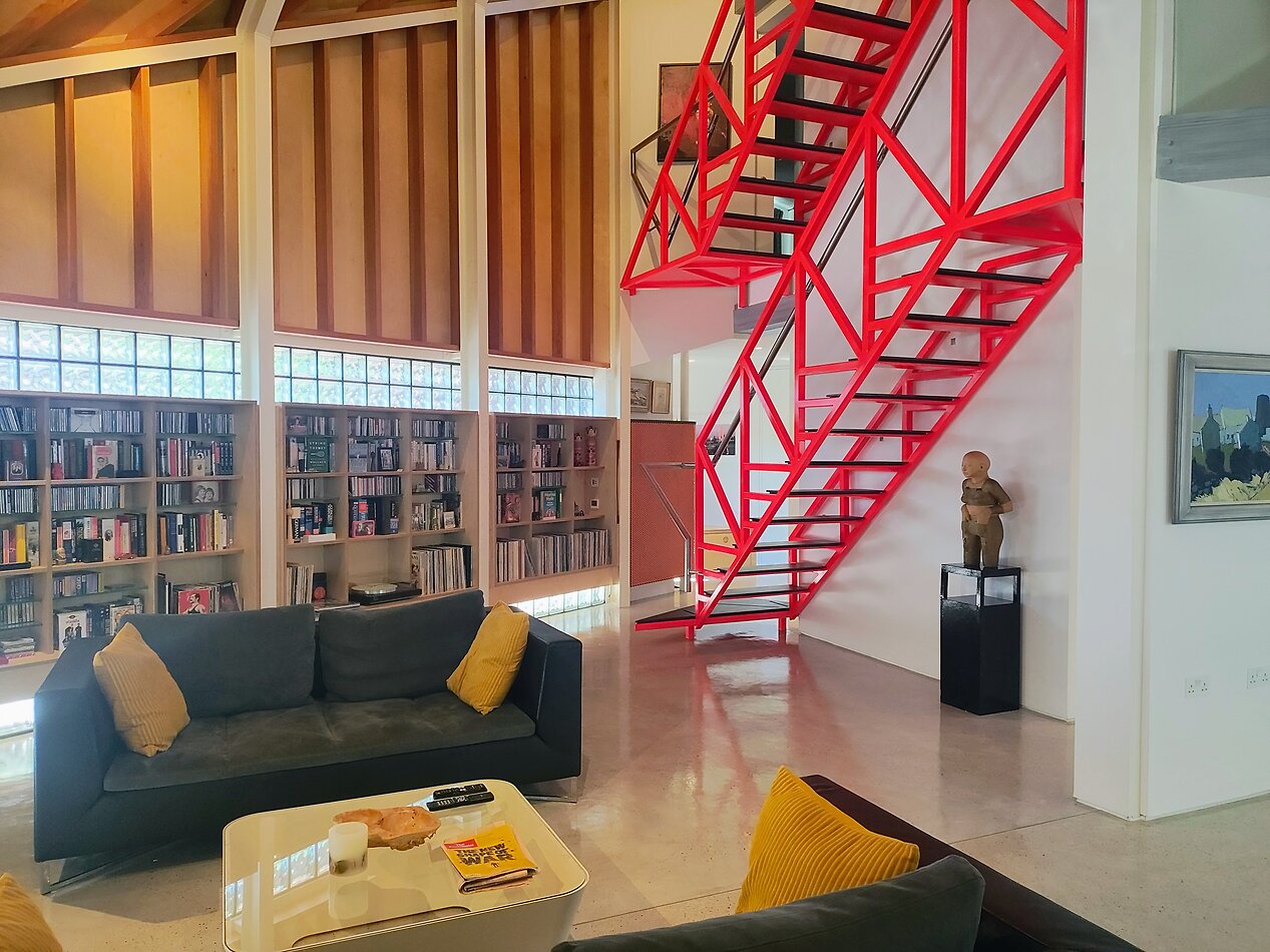 Atrium House KT3