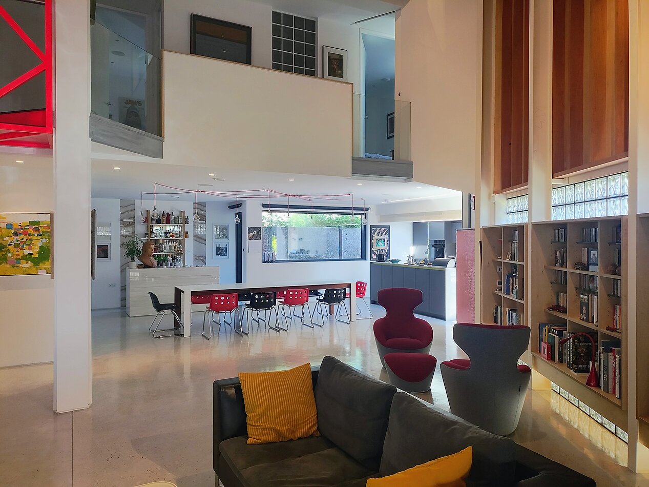 Atrium House KT3
