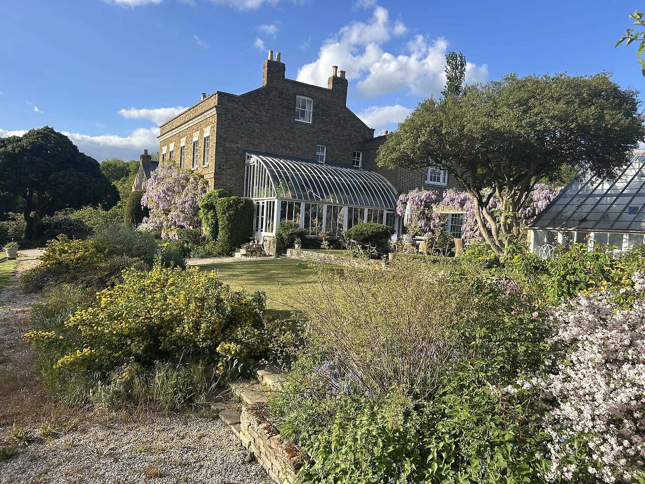 Hill House, Hertfordshire