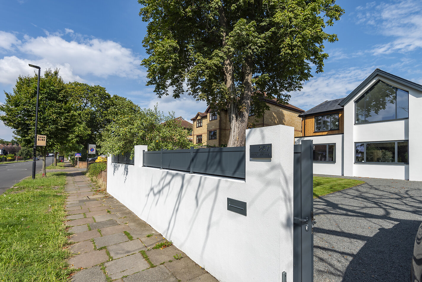 Kings Avenue SW12