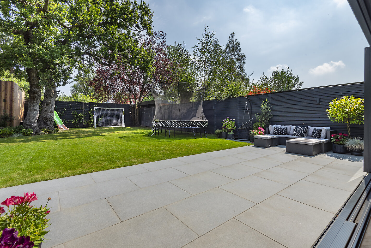 Kings Avenue SW12