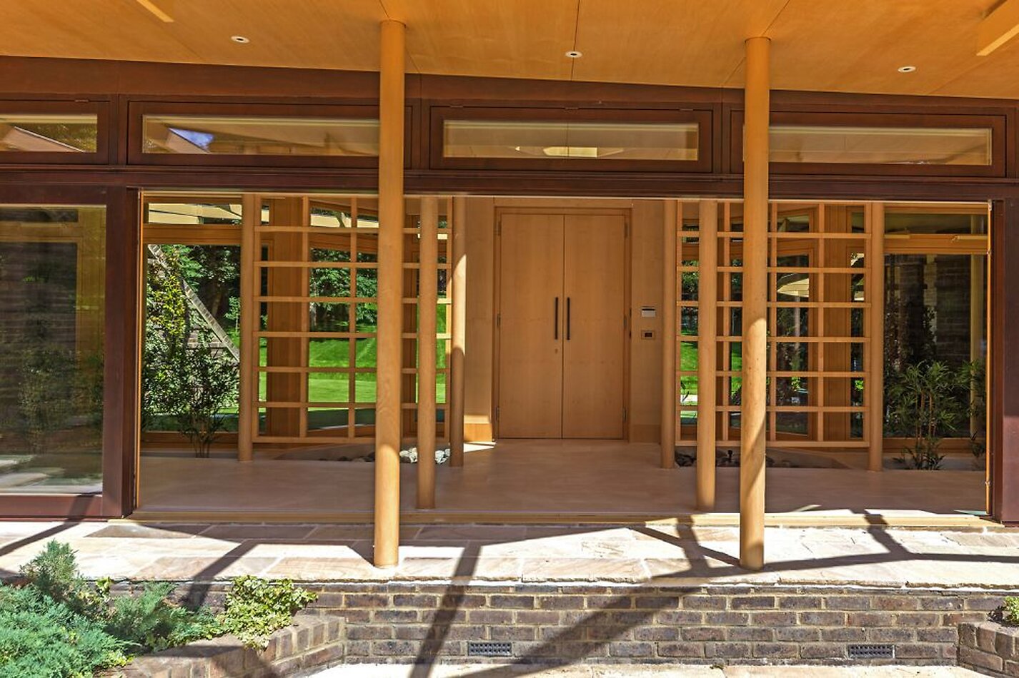 Japanese Lux - St Albans