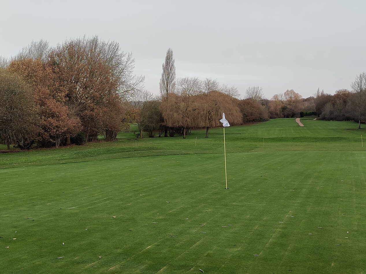 Golf Course - NW7