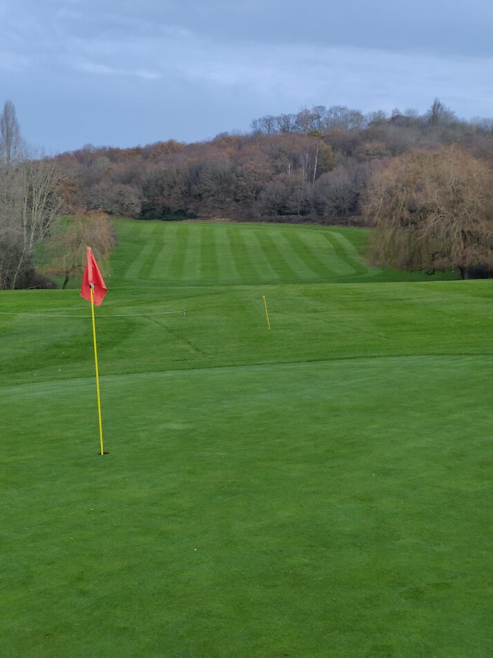 Golf Course - NW7