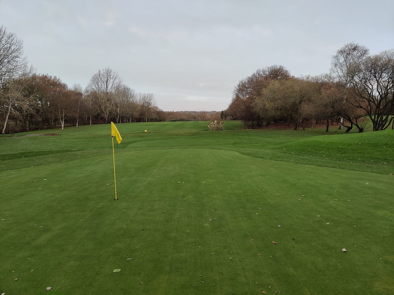 Golf Course - NW7