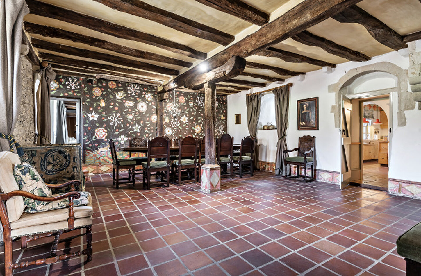 Luddestone Hall- Kent